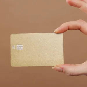 Какие банки не блокируют счета и карты при банкротстве