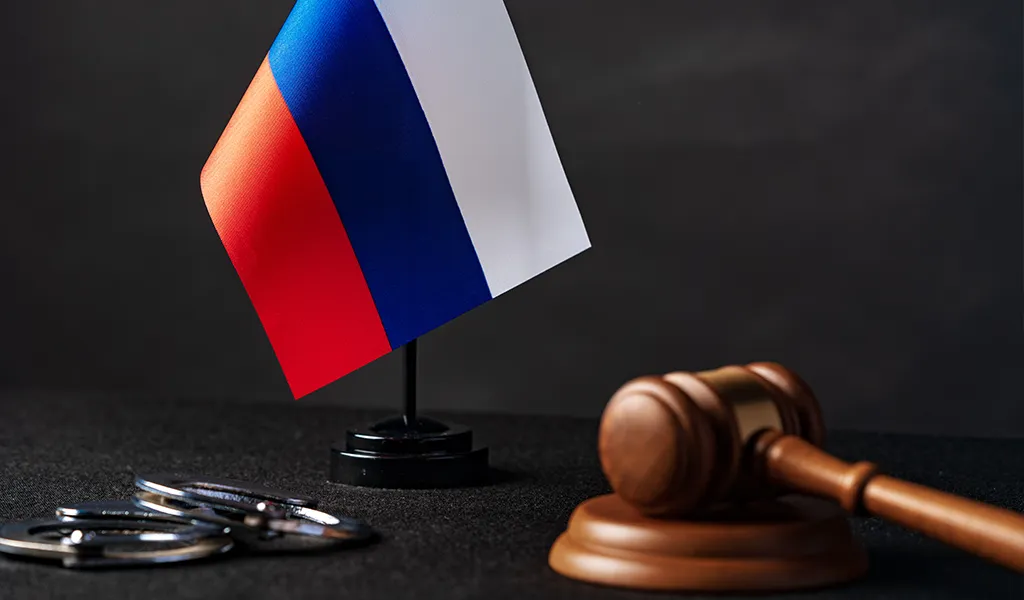 Возврат исполнительного листа по п 4 не означает что человек свободнен от долгов