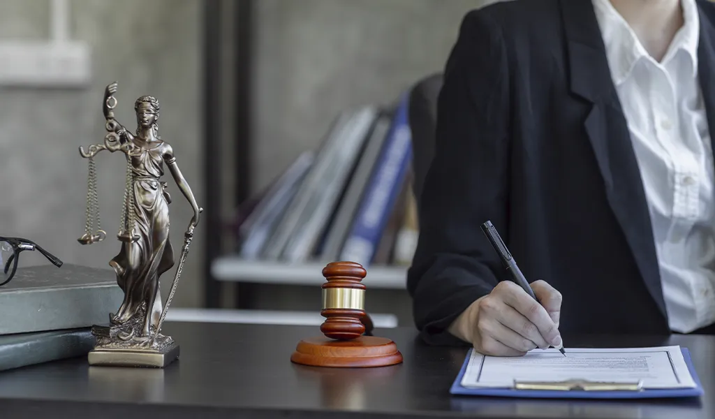 Что делать должнику если в деле появился прокурор