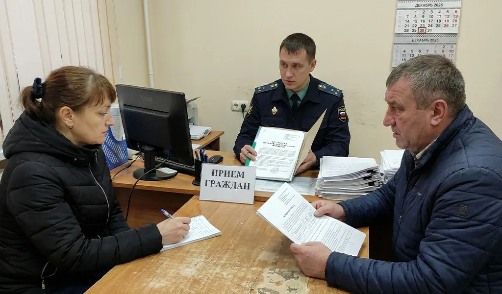 Если приставы забрали машину за долги что делать