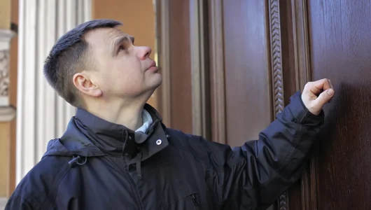 Что делать, если коллекторы пишут о приезде или уже пришли домой