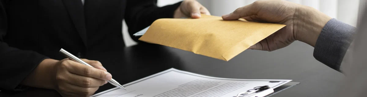 Правовые последствия: как действовать, если кредит передали коллекторам