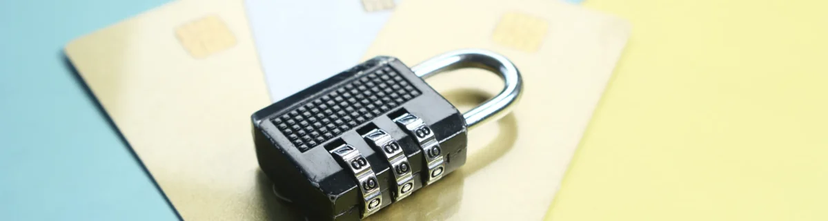 Видят ли судебные приставы виртуальные карты Яндекс Про и такси?