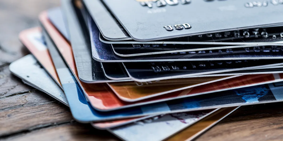 какие карты не блокируют приставы