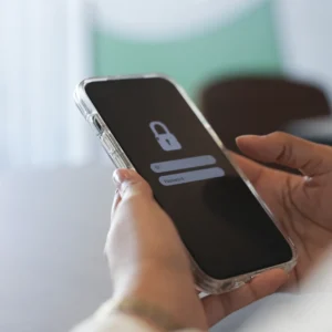 Блокировка виртуальных и дебетовых карт Озон: полномочия приставов