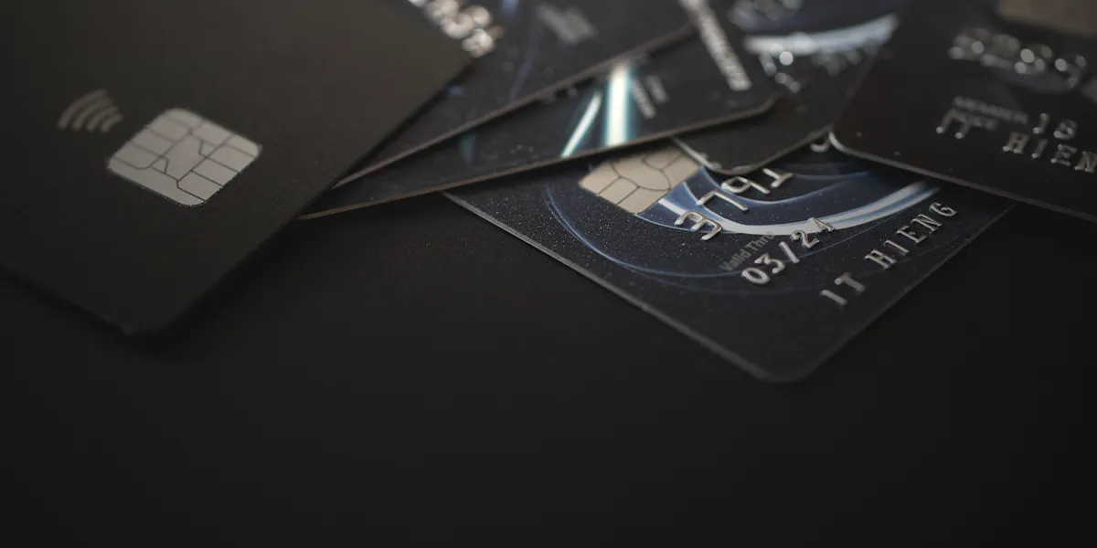 могут ли приставы заблокировать кредитную карту