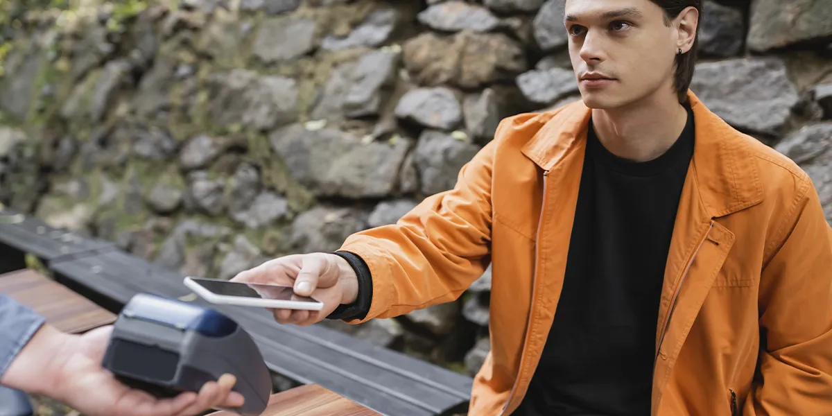 имеют ли право арестовать детскую карту приставы