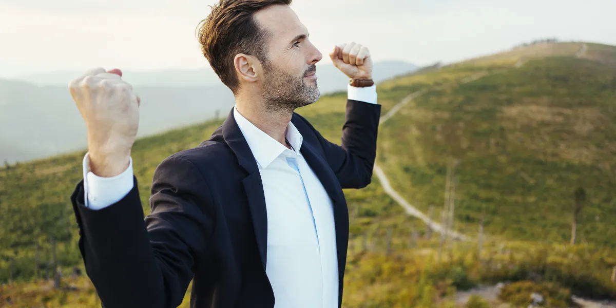 Могут ли приставы арестовать карту юмани