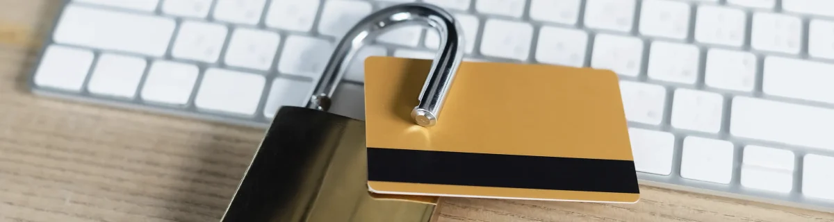 Видят ли приставы карту ПСБ: арестовывают ли счёт и как защитить выплаты