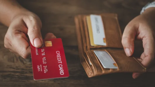 Видят ли приставы карту МТС Банка и кошелёк МТС Деньги