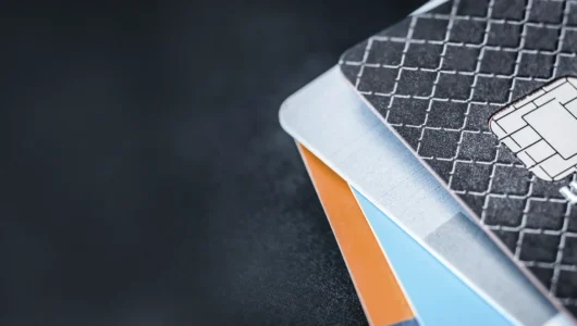 Могут ли приставы арестовать или заблокировать виртуальную карту банка