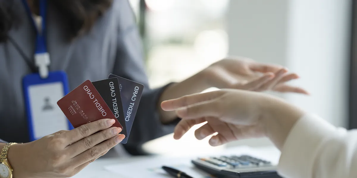 если приставы заблокировали зарплатную карту как быть