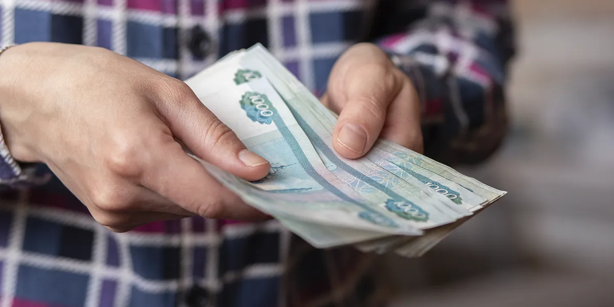 как уменьшить списание приставов с зарплатной карты